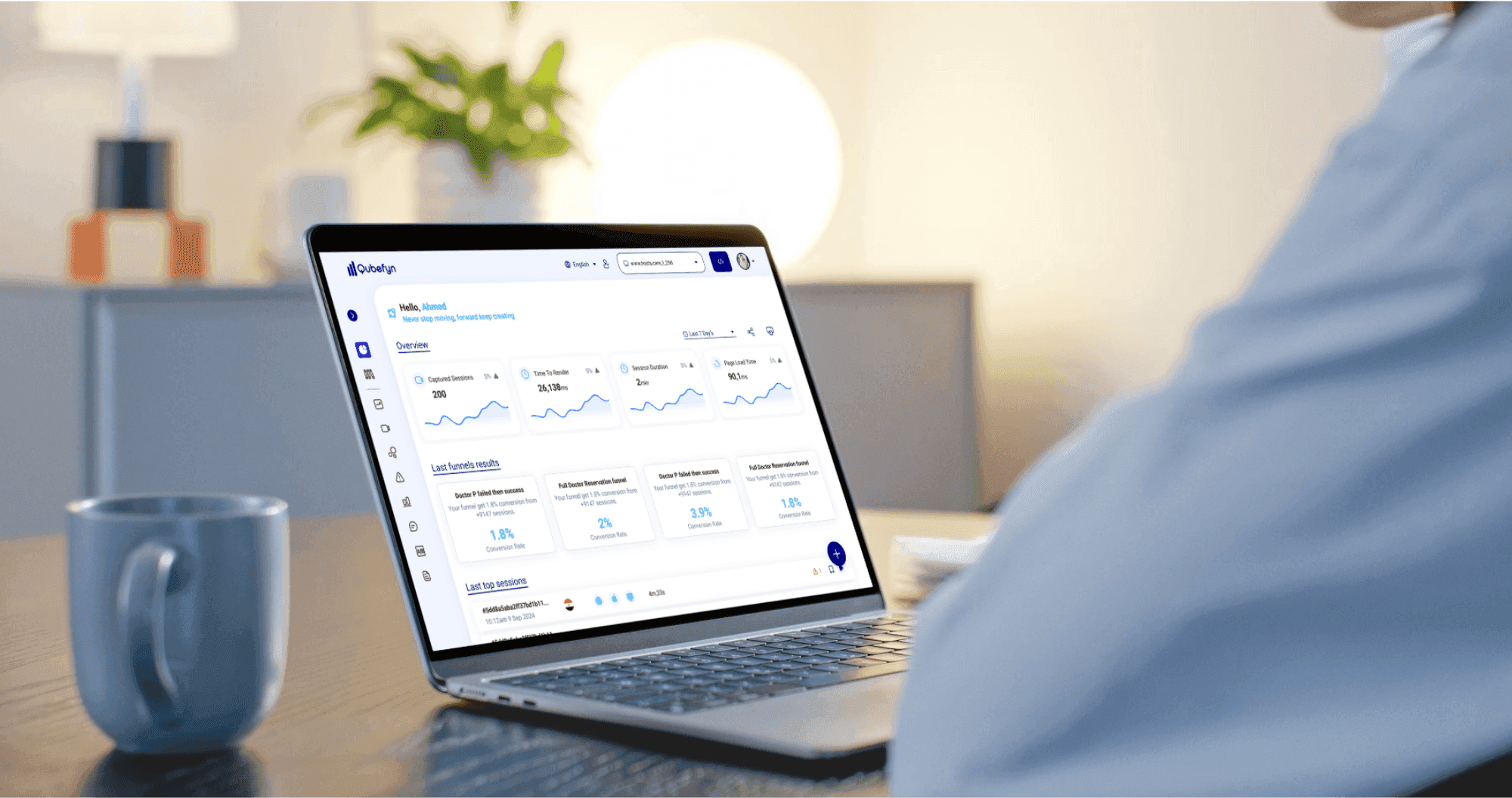 فريق يعمل على حلول رقمية في Qubefyn