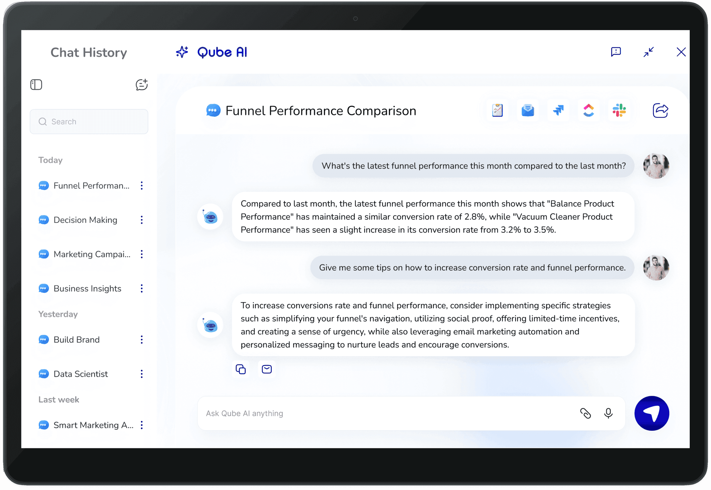 Qube AI für Gespräche mit Geschäftsdaten und Berichte — originale Produktansicht 1